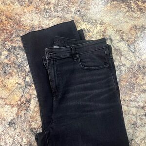 Women’s  Black Jeans